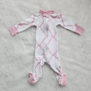 The Beaufort Bonnet Company Noelle's Belle Meade Bow Footed Night Night 0-3 Mo